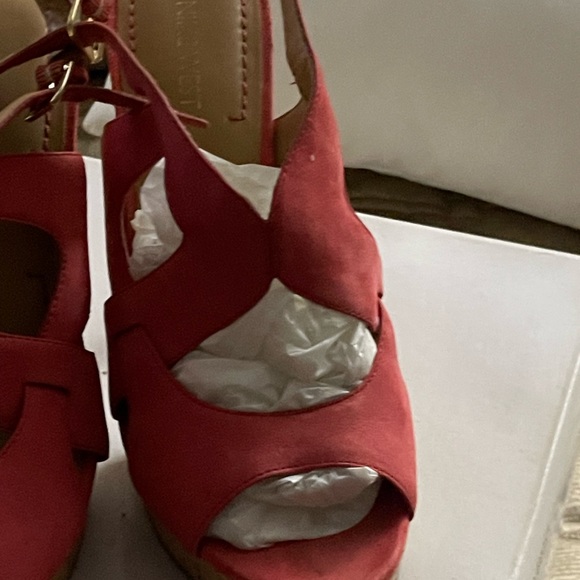 High heel Nine West strapped sandal - Picture 2 of 4